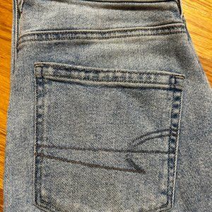 American Eagle - AE Stretch Mom Straight Jean - Size 2 Extra Short